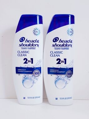 Head & Shoulders Classic Clean 2-in-1 Dandruff Shampoo & Conditioner